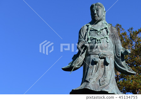 Kenrokuen (Japanese Buddhist statue) Kenrokuen (Japanese Buddhist statue) 45134755