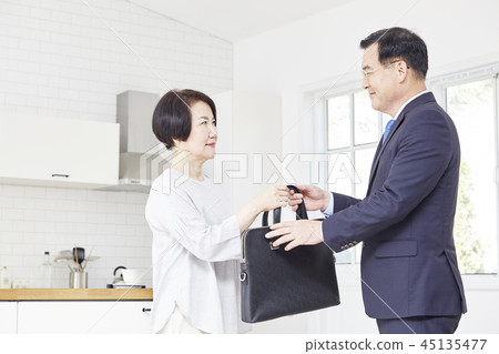 工作,廚房,夫婦,商人 工作,廚房,夫婦,商人 45135477