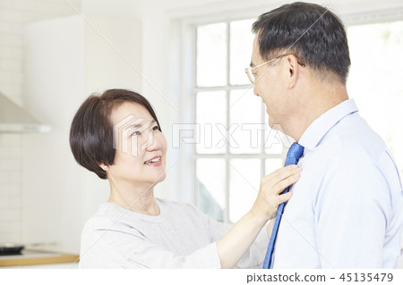 工作,廚房,夫婦,商人 工作,廚房,夫婦,商人 45135479