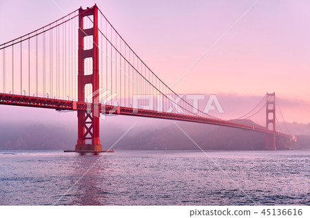 Golden Gate Bridge at sunrise, San Francisco 45136616