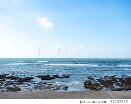 beach beach 45137225