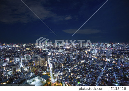 鑽石塔的夜景照亮了東京鐵塔 鑽石塔的夜景照亮了東京鐵塔 45138426