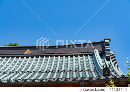 神道屋頂和天空 神道屋頂和天空 45138444