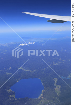 從飛機秋田縣/湖澤澤天空的風景 從飛機秋田縣/湖澤澤天空的風景 45147396