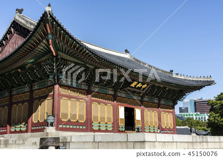 Deoksugung Palace 45150076