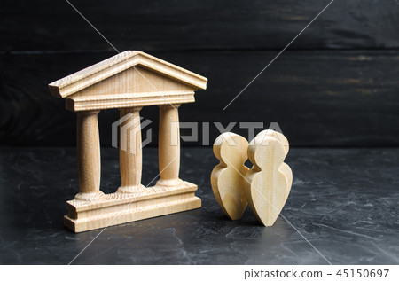 The concept of the apparatus of officials 45150697