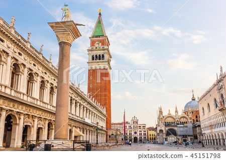 Piazza San Marco, Column of San Teodoro, National Library, Doge's Palace and St Mark's Basilica 45151798