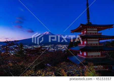 Yamanashi Prefecture Cherry Blossoms In The Stock Photo