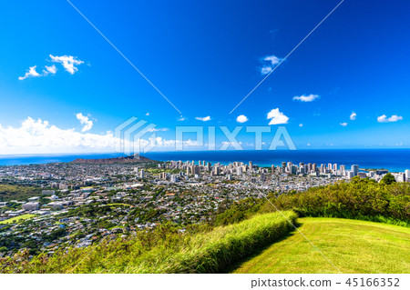 "Hawaii" Panoramic view of Honolulu from the Tantalus Hill 45166352