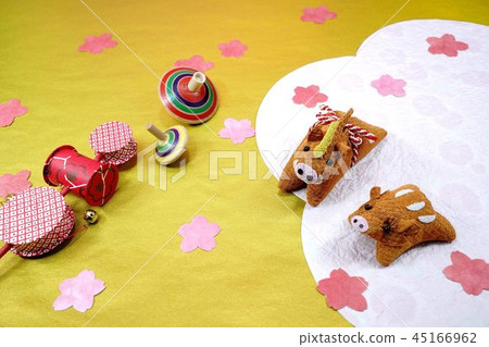 New Year's image Boar's parent and child & piece Denden drum New Year's image Boar's parent and child & piece Denden drum 45166962