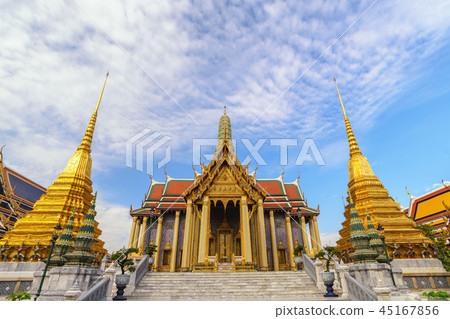 Bangkok Thailand, skyline at Wat Phra Kaew temple 45167856