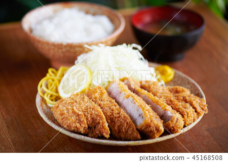 Tonkatsu set meal permitted Tonkatsu set meal permitted 45168508