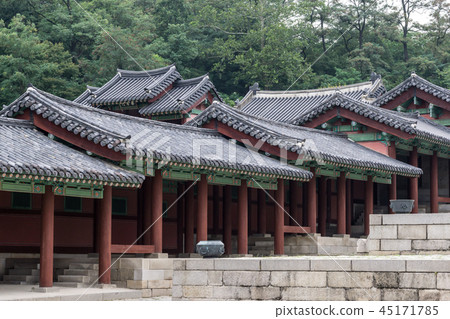 Gyeonghui gung Palace Scenery Gyeonghui gung Palace Scenery 45171785