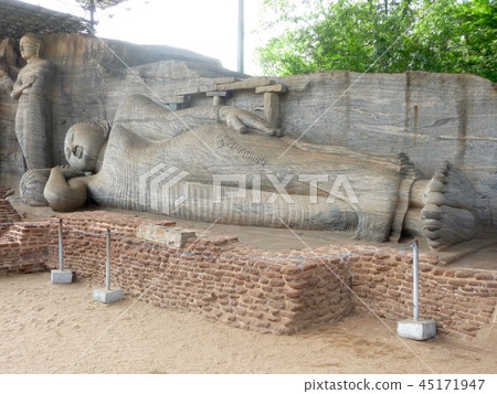 Gull Vihara Gull Vihara 45171947