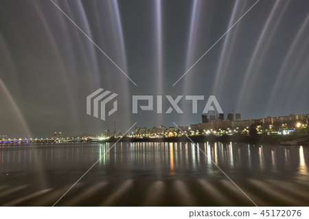 Banpo Bridge Rainbow Fountain Banpo Bridge Rainbow Fountain 45172076