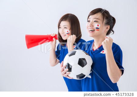 Female supporters to support Female supporters to support 45173328