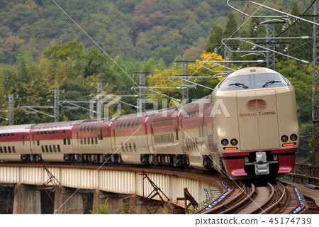 Series 285 sleeper express Izumo running along the Obi line 45174739