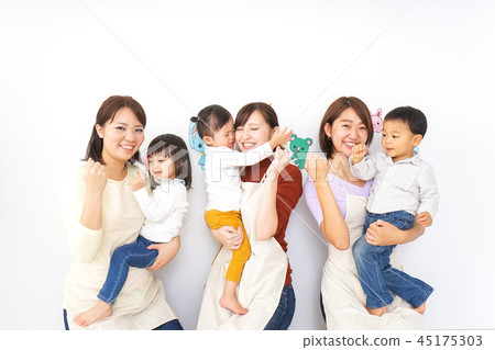 托兒所和托兒所 45175303