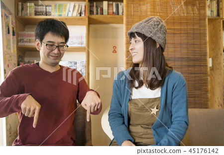 夫婦談話在手勢語 45176142