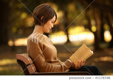 一個女人讀 一個女人讀 45176596