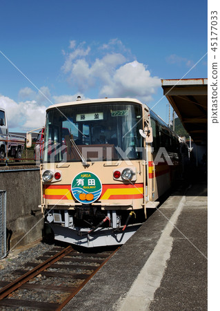 前有田鐵路Himo 180型列車 前有田鐵路Himo 180型列車 45177033