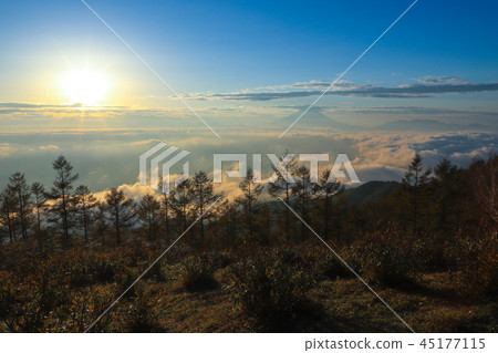 Clouds of the morning sun and Mt. Fuji seen from Mt. Amari Clouds of the morning sun and Mt. Fuji seen from Mt. Amari 45177115
