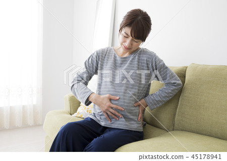 Stomach pregnant woman Stomach pregnant woman 45178941