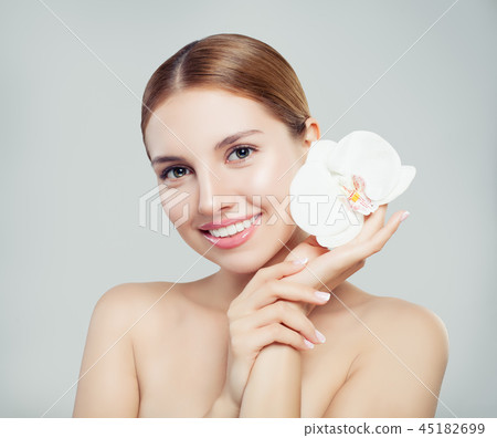 Perfect woman spa model with beautiful skin  45182699