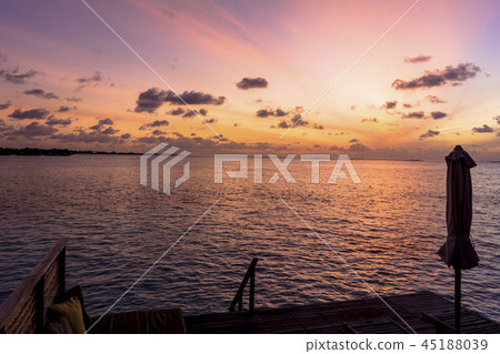 Beautiful sunset view of the Indian Ocean 45188039