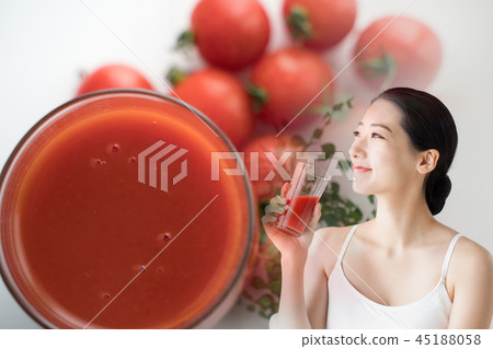 番茄汁和女人 番茄汁和女人 45188058