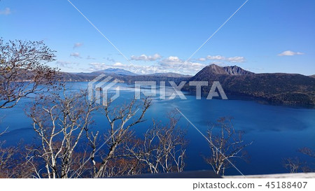 一個湖 一個湖 45188407