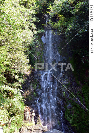清水瀑布 45189171