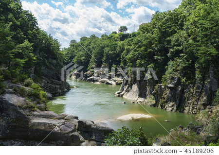 江原道Che原郡漢灘河高世榮 江原道Che原郡漢灘河高世榮 45189206