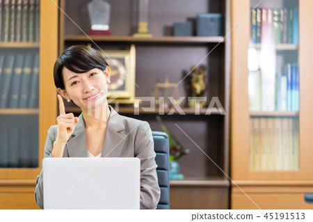 Female employee Private office Judicial scrivener Accountant 45191513