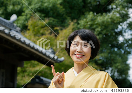 和服女性 45193886