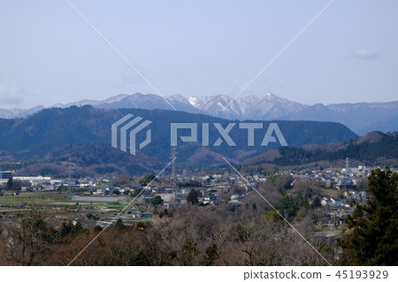 Kitatanzawa早春的主峰 45193929