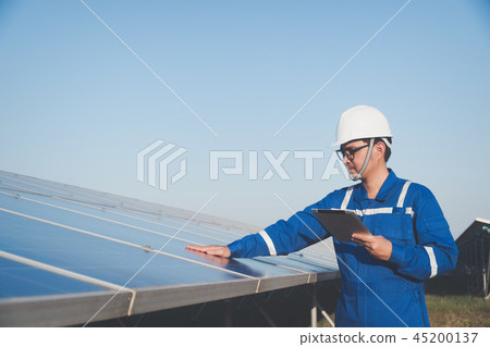 operation and maintenance in solar power plant  45200137
