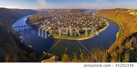 Zalishchyky surrounded with Dniester river 45202336
