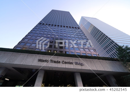 日本的東京都市風景我們看世界貿易中心大樓和日本晴明濱松町克萊爾大廈(右) 日本的東京都市風景我們看世界貿易中心大樓和日本晴明濱松町克萊爾大廈(右) 45202545
