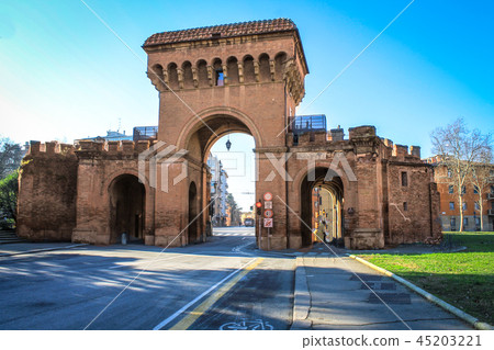 Porta Saragozza built in XIII century in Bologna. 45203221