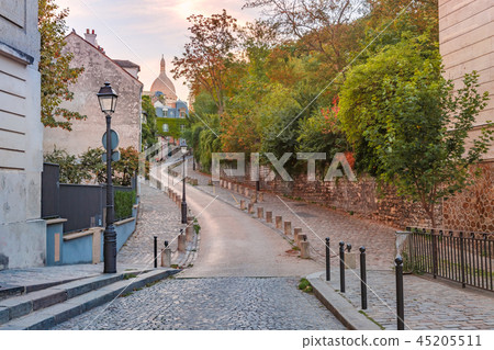 Montmartre in Paris, France 45205511
