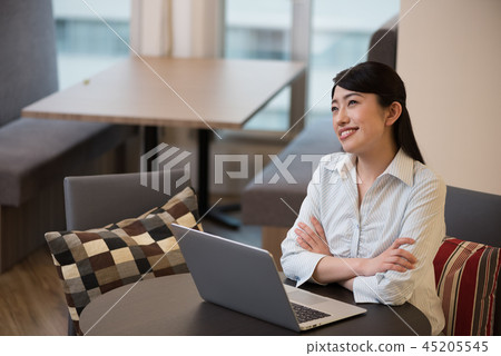 Office: Women Office: Women 45205545
