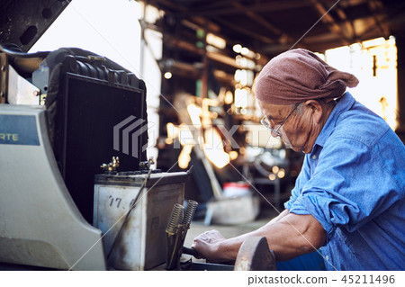 Town factory repair 45211496