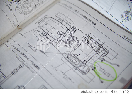 Blueprint of tractor 45211540