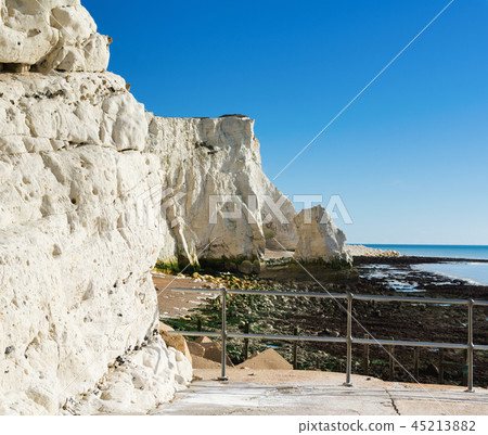 Splash point, Seaford, East Sussex 45213882
