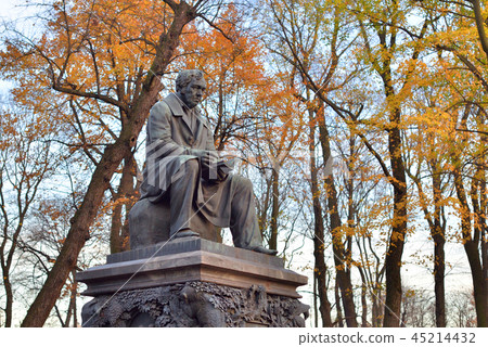 Monument to Ivan Krylov in the Summer Garden. Monument to Ivan Krylov in the Summer Garden. 45214432