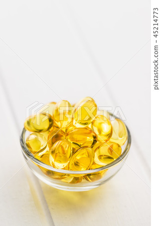 Omega 3 gel capsules. Omega 3 gel capsules. 45214773
