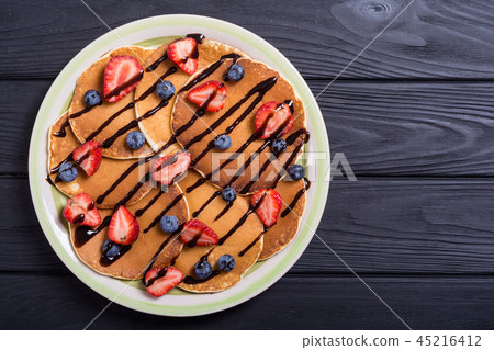 Pancakes with strawberry and blueberry 45216412