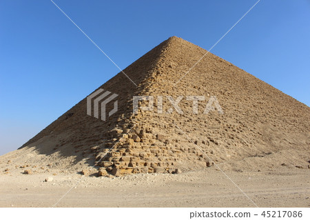 Pyramid of Dachul 45217086