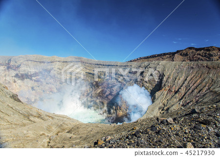 Mt. Aso crater giving a plume Mt. Aso crater giving a plume 45217930